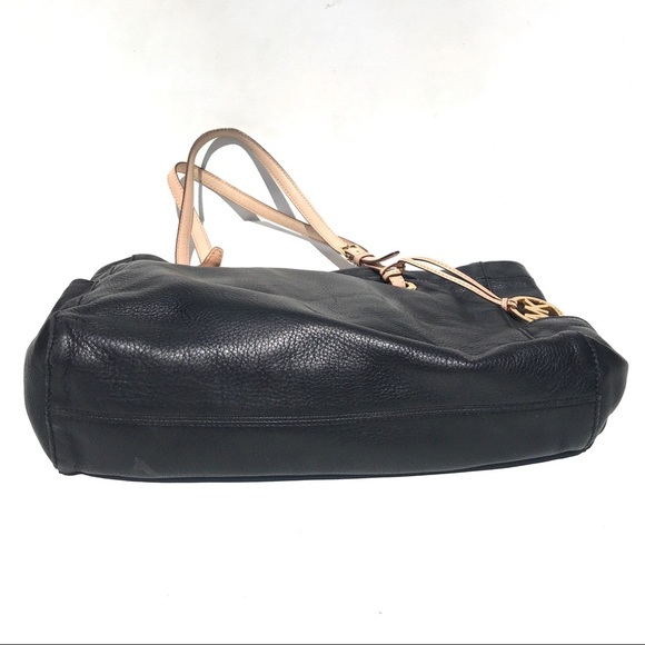 Michael Kors purse black logo fob leather - Picture 3 of 8